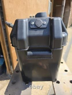 Combined Bison Battery Box Carrier with Superbatt Leisure Battery 12V 100AH