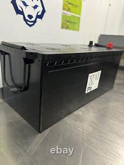 Varta 629 Dual Purpose Leisure Battery 12V 180Ah 1000A(EN) Less than year old
